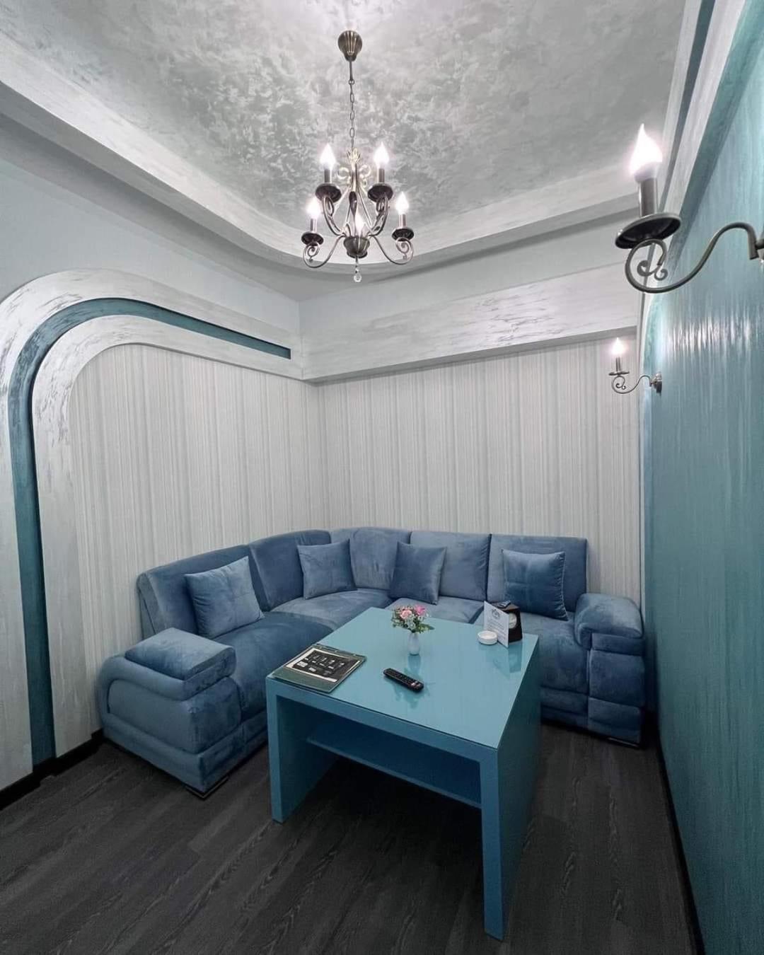 Hotel Roma & Tours Yerevan Exterior photo